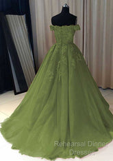 Sage Green Quinceanera Dresses Off The Shoulder Lace Beaded Evening Gowns
